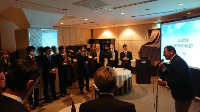 待ちに待った乾杯、今年度もよろしくお願いします。